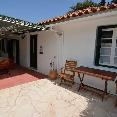 Erigonissimirishouse Villa *